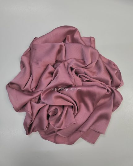 Crinkle Korean Silk Hijab In – Dusty Rose